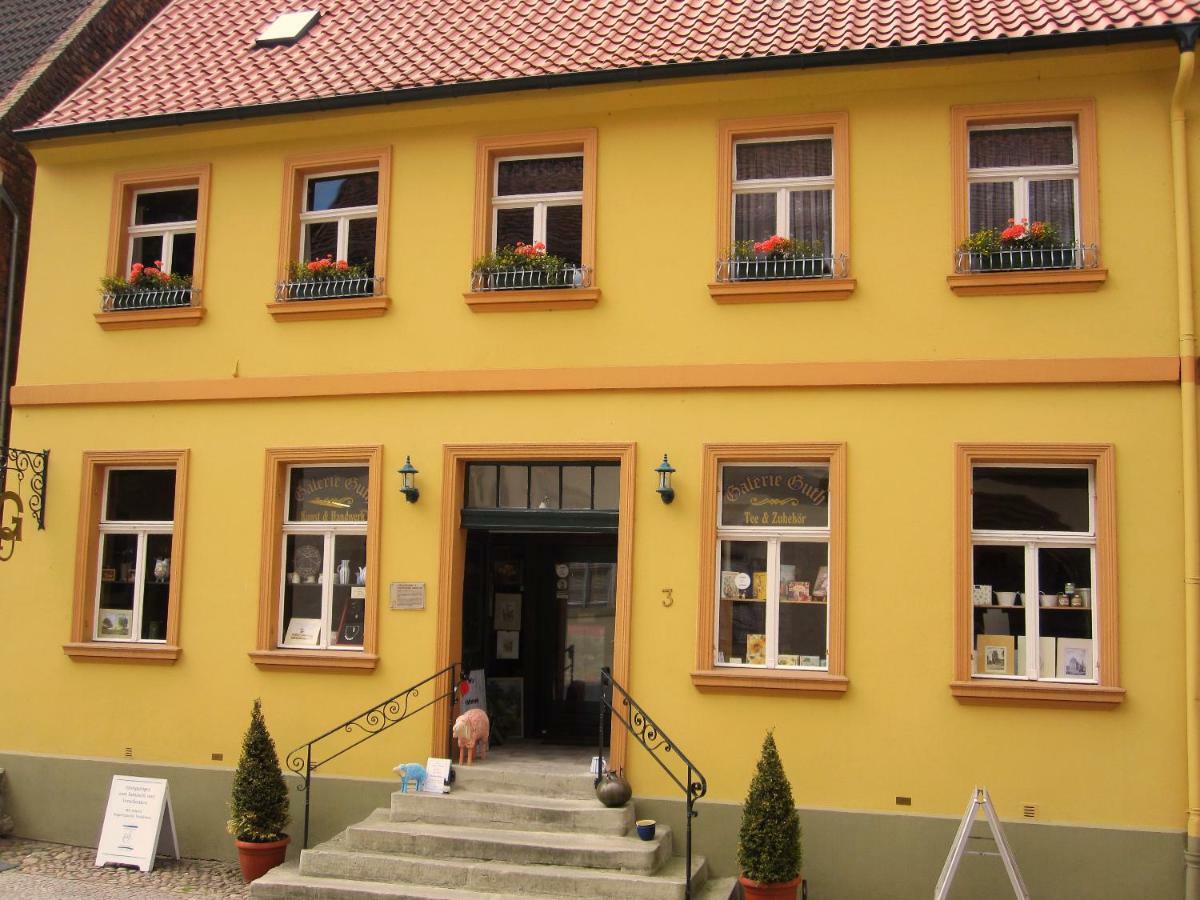Im Kurfuerstlichen Zollamt Daire Tangermünde Dış mekan fotoğraf